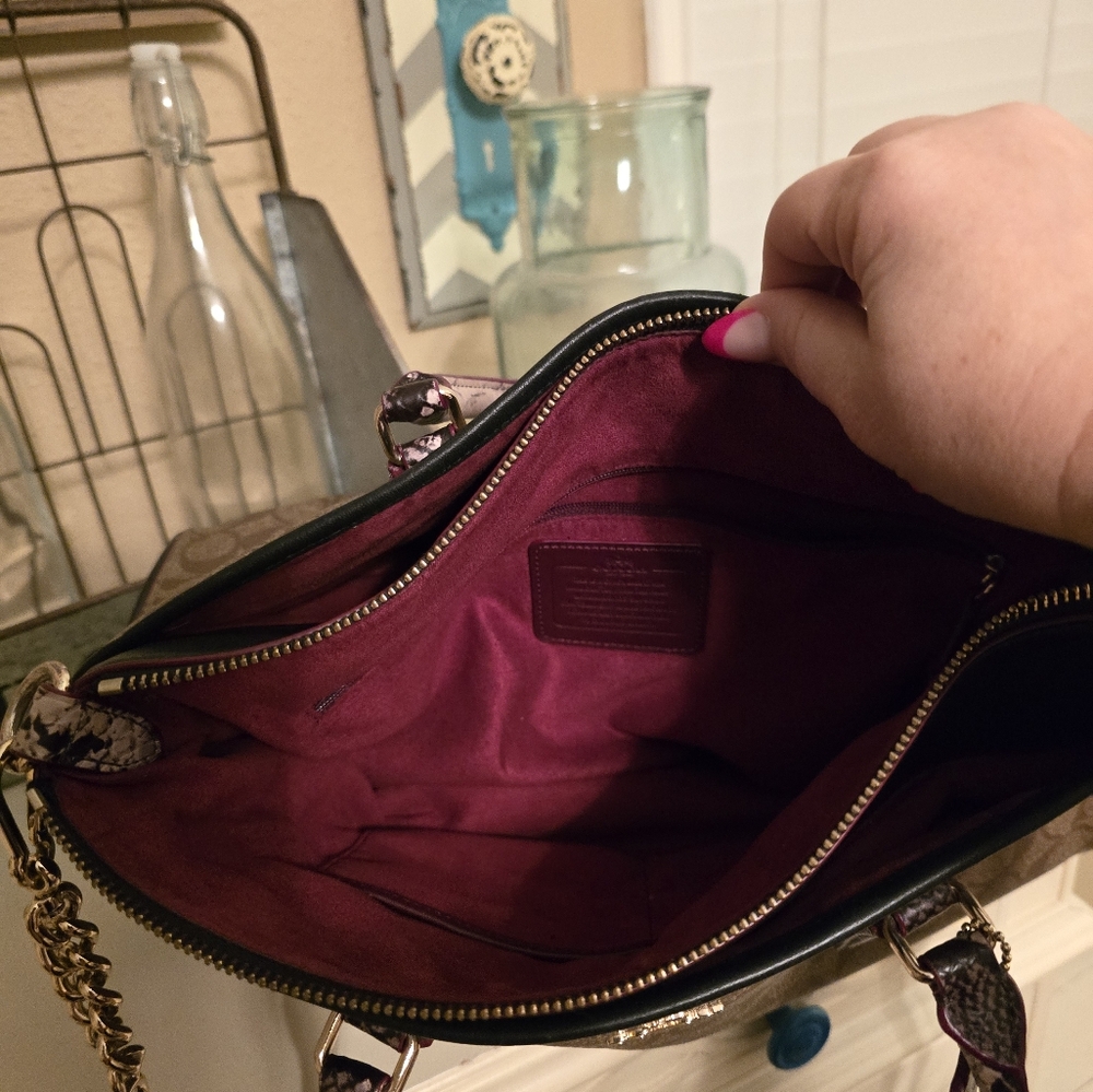 Coach purse